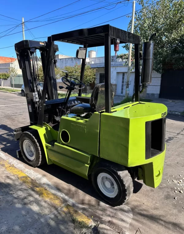 CLARK DIÉSEL 2500KG - Imagen 4