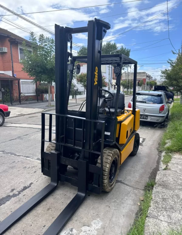 AUTOELEVADOR YALE GD25 - Imagen 2